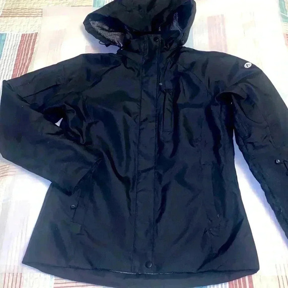 OROS INSULATED PARKA for Skiing ⛷️ winter activities - Picture 1 of 9